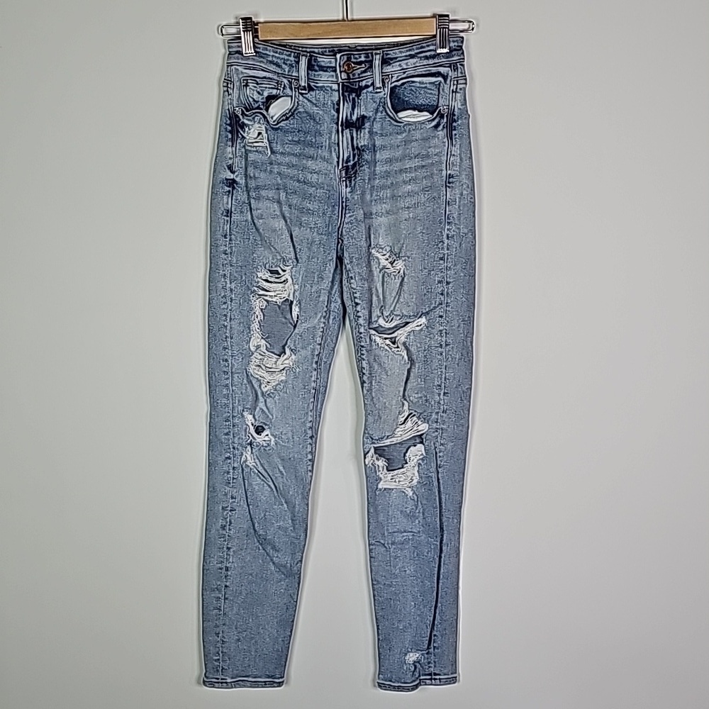 AMERICAN Eagle stretch size 00 distressed mom jeans